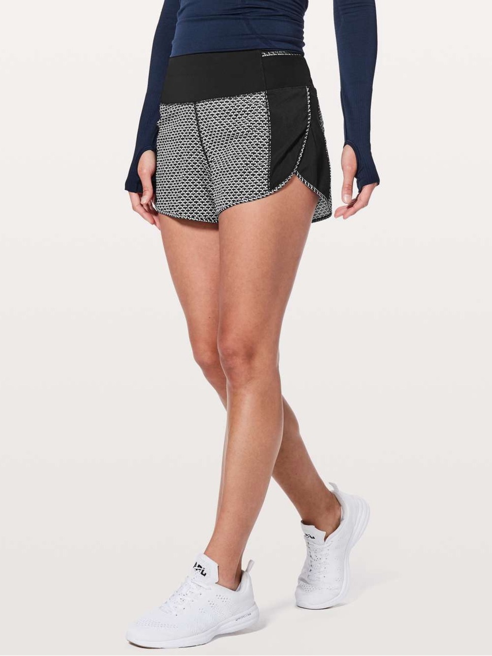 Lululemon Real Quick Short *Perforated 3.5”